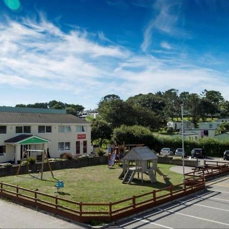 8 Sleep Chalet At Newquay Away Resorts Nb160 エクステリア 写真